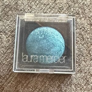 Laura Mercier Blue Metallic Eyeshadow
Vibrant Shimmer ( defect)
